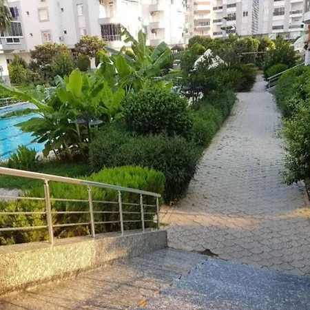 Stylish Duplex 1 Km To The Beach Lejlighed