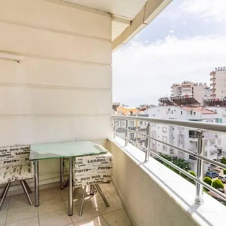 Lejlighed Stylish Duplex 1 Km To The Beach *